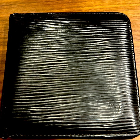 Louis Vuitton men’s wallet - Picture 1 of 7